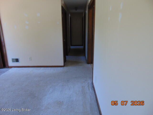 10409 Charleswood Rd, Louisville, KY 40229