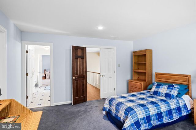 228 MUNN LN, Cherry Hill, NJ 08034