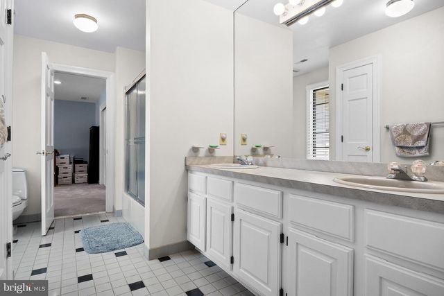 228 MUNN LN, Cherry Hill, NJ 08034