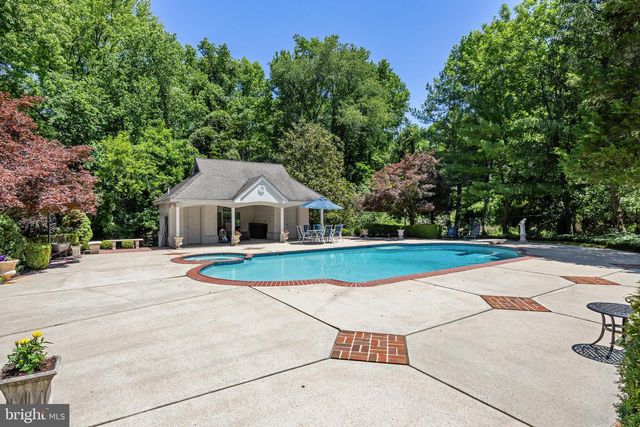 228 MUNN LN, Cherry Hill, NJ 08034