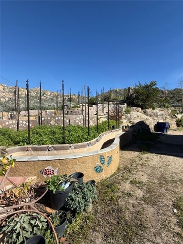 3000 Galaxie Heights, Riverside, CA 92507