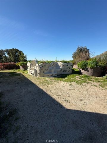 3000 Galaxie Heights, Riverside, CA 92507