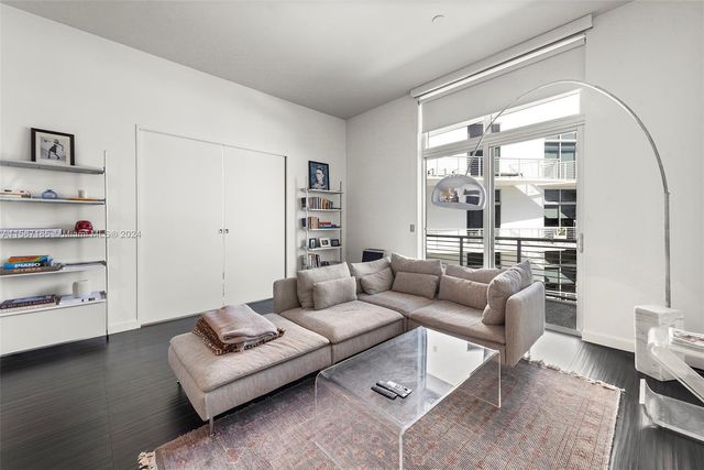 2001 Meridian Ave 517, Miami Beach, FL 33139