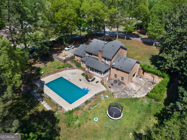 225 Dix Lee On Drive, Fayetteville, GA 30214