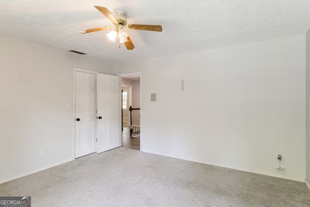 225 Dix Lee On Drive, Fayetteville, GA 30214