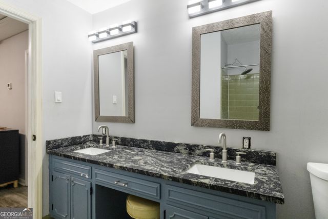 225 Dix Lee On Drive, Fayetteville, GA 30214