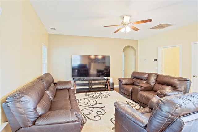 54 Cumberland Drive NE, Ludowici, GA 31316