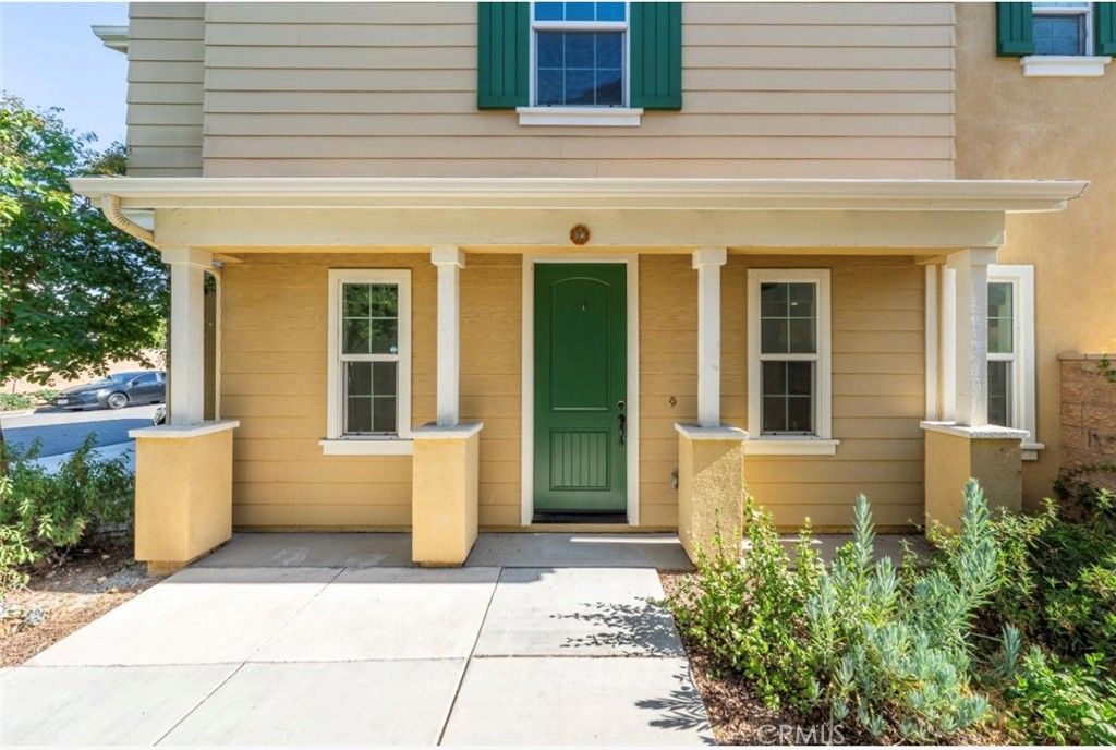 Image 3 of property listing at 1152 N Tribune Privado, Ontario, CA 91764
