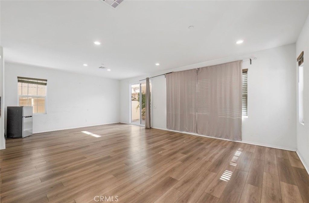 Image 4 of property listing at 1152 N Tribune Privado, Ontario, CA 91764