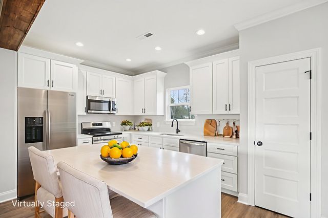 208 Karley Ln, Chapel Hill, TN 37034