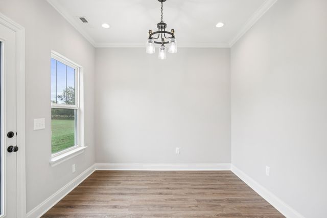 208 Karley Ln, Chapel Hill, TN 37034