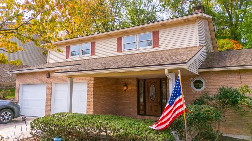 121 Beckett Court, St Clairsville, OH 43950