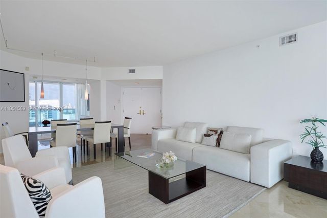 5025 Collins Ave 2107, Miami Beach, FL 33140