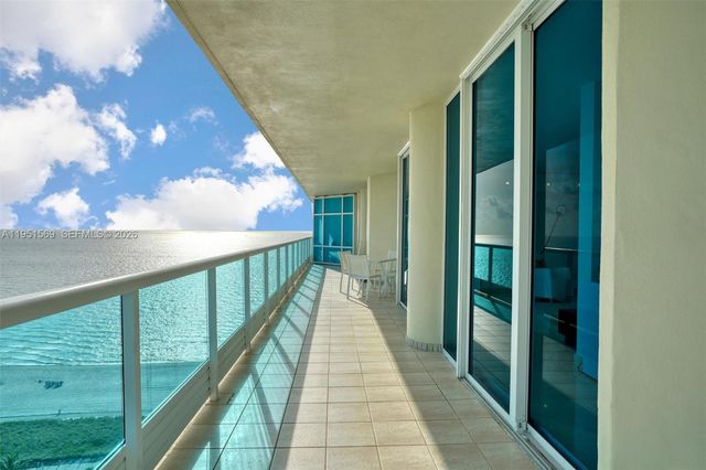 5025 Collins Ave 2107, Miami Beach, FL 33140