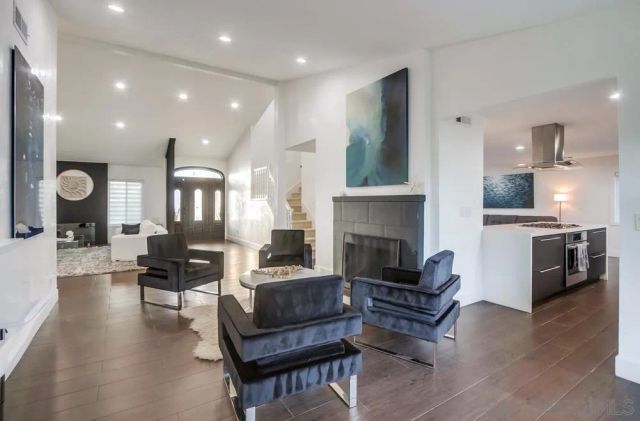 13297 Portofino Drive, Del Mar, CA 92014