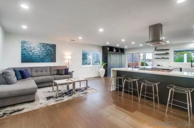 13297 Portofino Drive, Del Mar, CA 92014