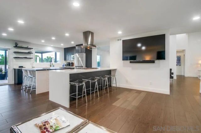 13297 Portofino Drive, Del Mar, CA 92014