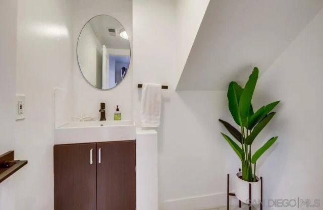 13297 Portofino Drive, Del Mar, CA 92014