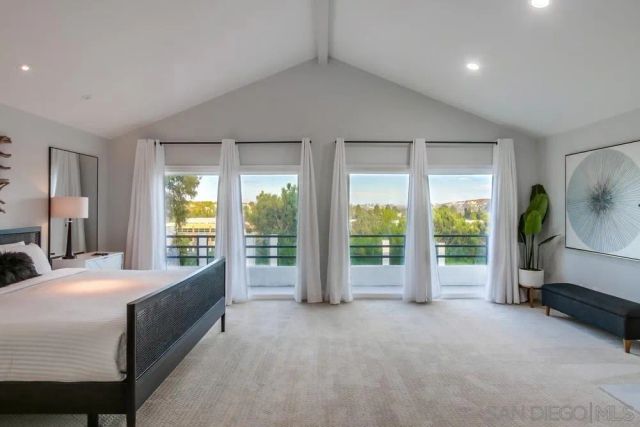 13297 Portofino Drive, Del Mar, CA 92014