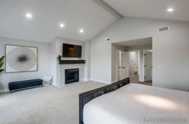 13297 Portofino Drive, Del Mar, CA 92014