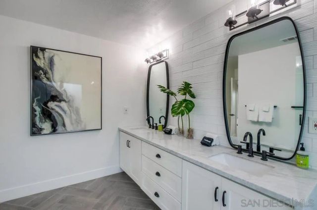 13297 Portofino Drive, Del Mar, CA 92014