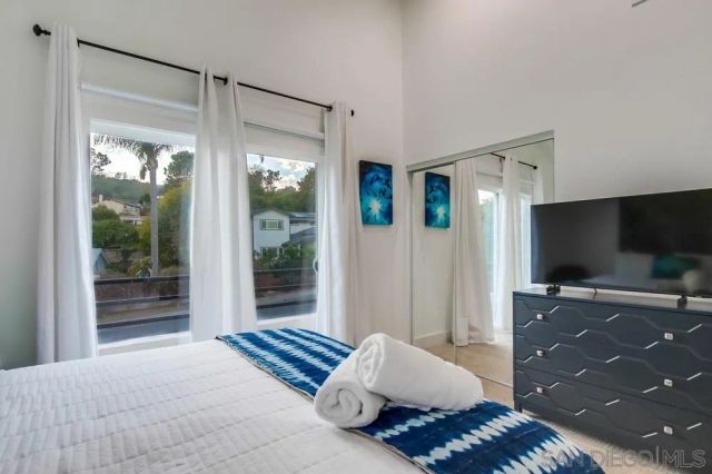 13297 Portofino Drive, Del Mar, CA 92014