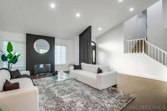 13297 Portofino Drive, Del Mar, CA 92014