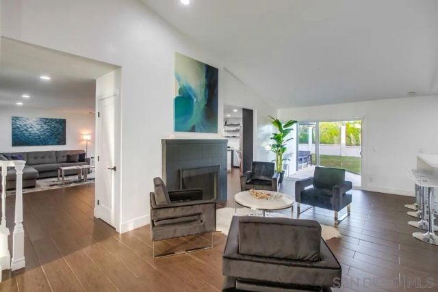 13297 Portofino Drive, Del Mar, CA 92014