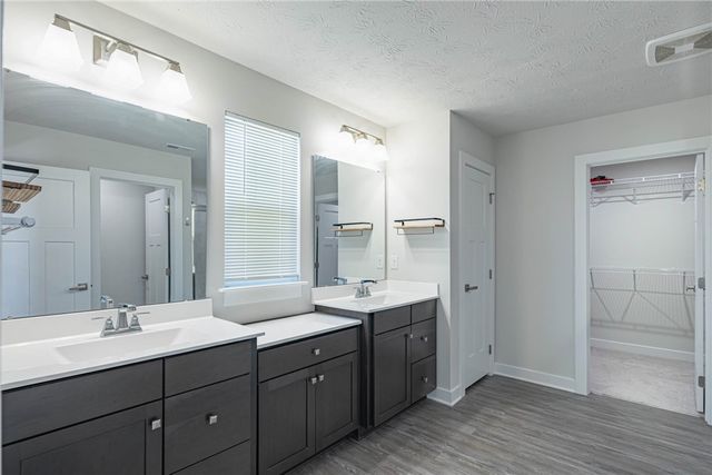 5040 Catalpa Drive, Tipp City, OH 45371