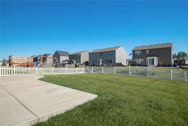 5040 Catalpa Drive, Tipp City, OH 45371