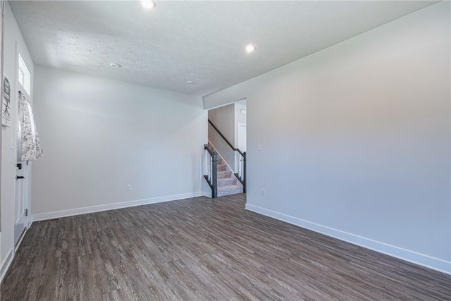 5040 Catalpa Drive, Tipp City, OH 45371