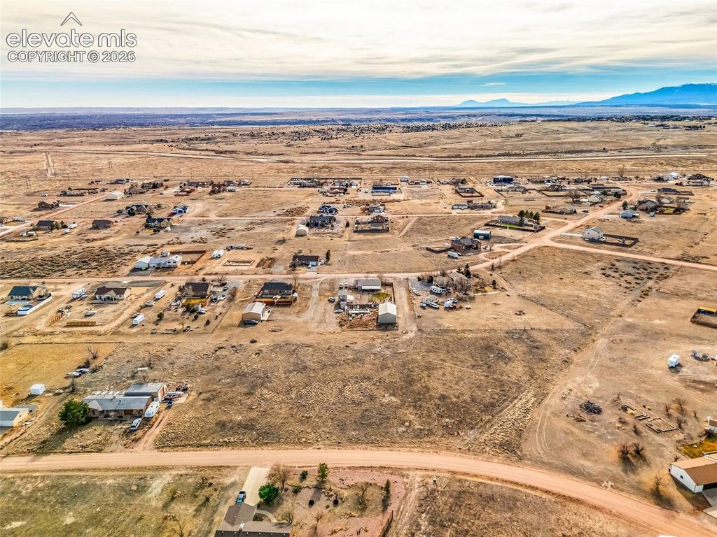 854 E Waverly Drive, Pueblo, CO 81007 — exterior