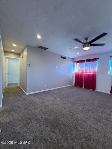 1776 S Palo Verde Ave Apt E208, Tucson, AZ 85713