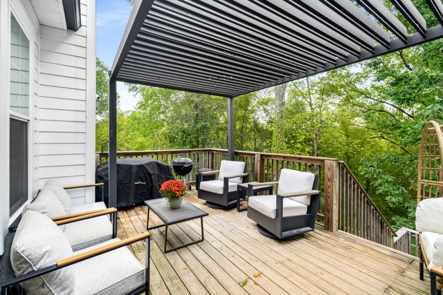 106 Dale Ct, Columbia, TN 38401