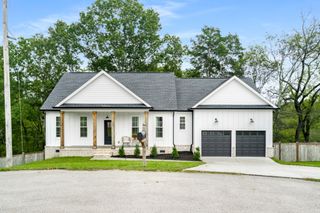 106 Dale Ct, Columbia, TN 38401