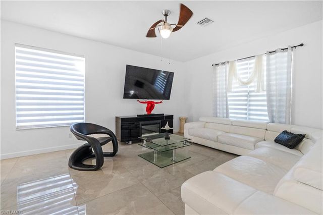 2025 NW 7th TER, Cape Coral, FL 33993