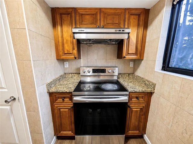 2545 Bradford Square NE, Atlanta, GA 30345