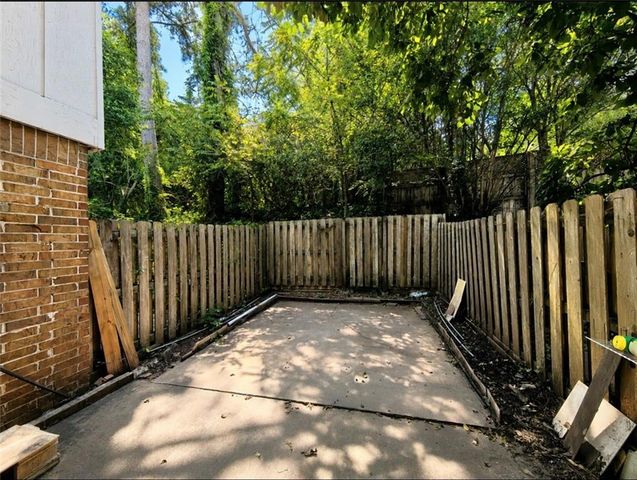 2545 Bradford Square NE, Atlanta, GA 30345