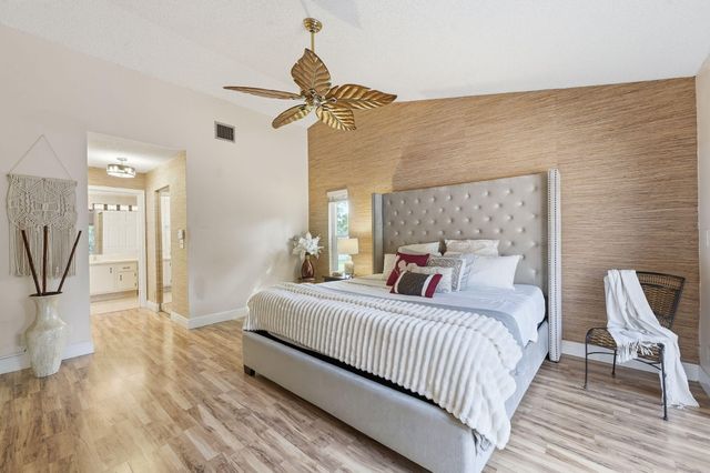 9577 Majestic Way, Boynton Beach, FL 33437