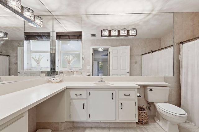 9577 Majestic Way, Boynton Beach, FL 33437