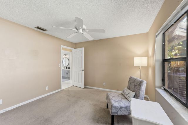 9577 Majestic Way, Boynton Beach, FL 33437