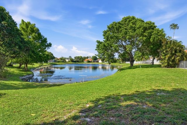 9577 Majestic Way, Boynton Beach, FL 33437