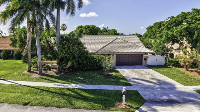 9577 Majestic Way, Boynton Beach, FL 33437