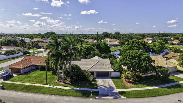 9577 Majestic Way, Boynton Beach, FL 33437