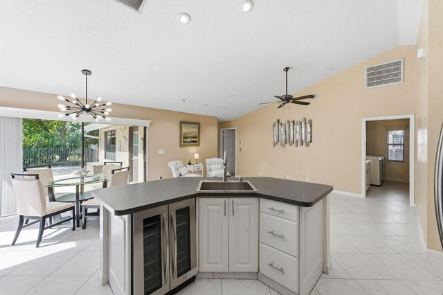 9577 Majestic Way, Boynton Beach, FL 33437