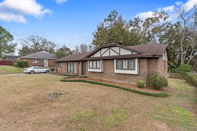 1848 Cairnbrook Drive, Montgomery, AL 36106