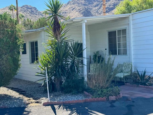 69 Santa Maria Street, Palm Springs, CA 92264