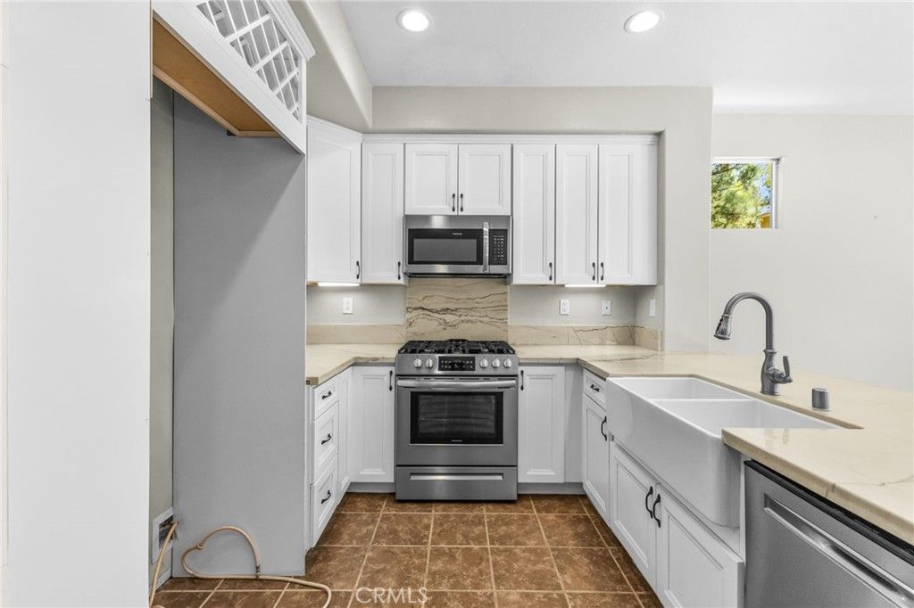 Image 21 of property listing at 28403 Ravenna, Murrieta, CA 92563