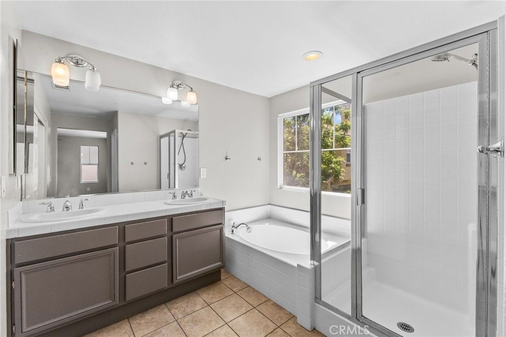 Image 42 of property listing at 28403 Ravenna, Murrieta, CA 92563