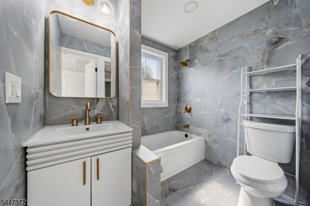 536 Spruce Ave, Garwood Boro, NJ 07027